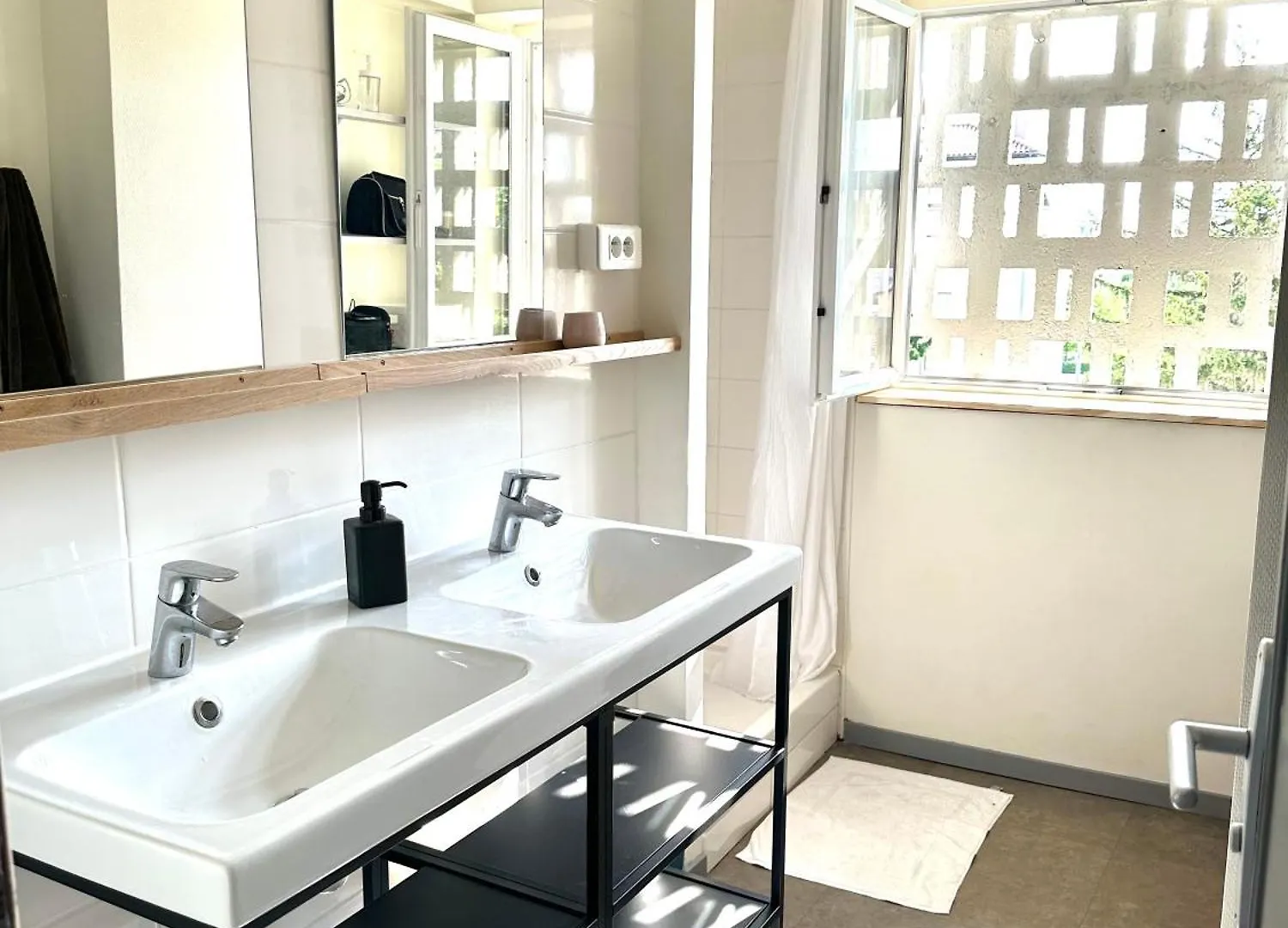 Apartman Grand Appartement Bron Centre Proche Eurexpo Et Groupama